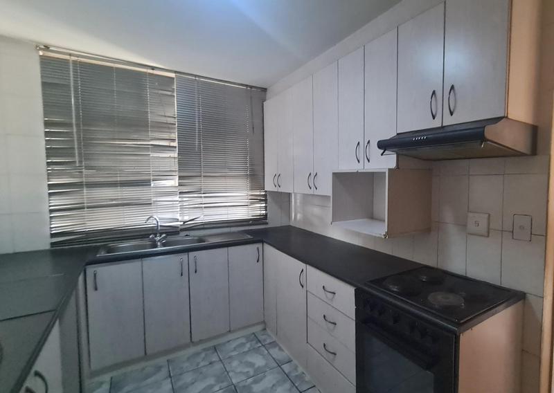 2 Bedroom Property for Sale in Labiance Estate Western Cape